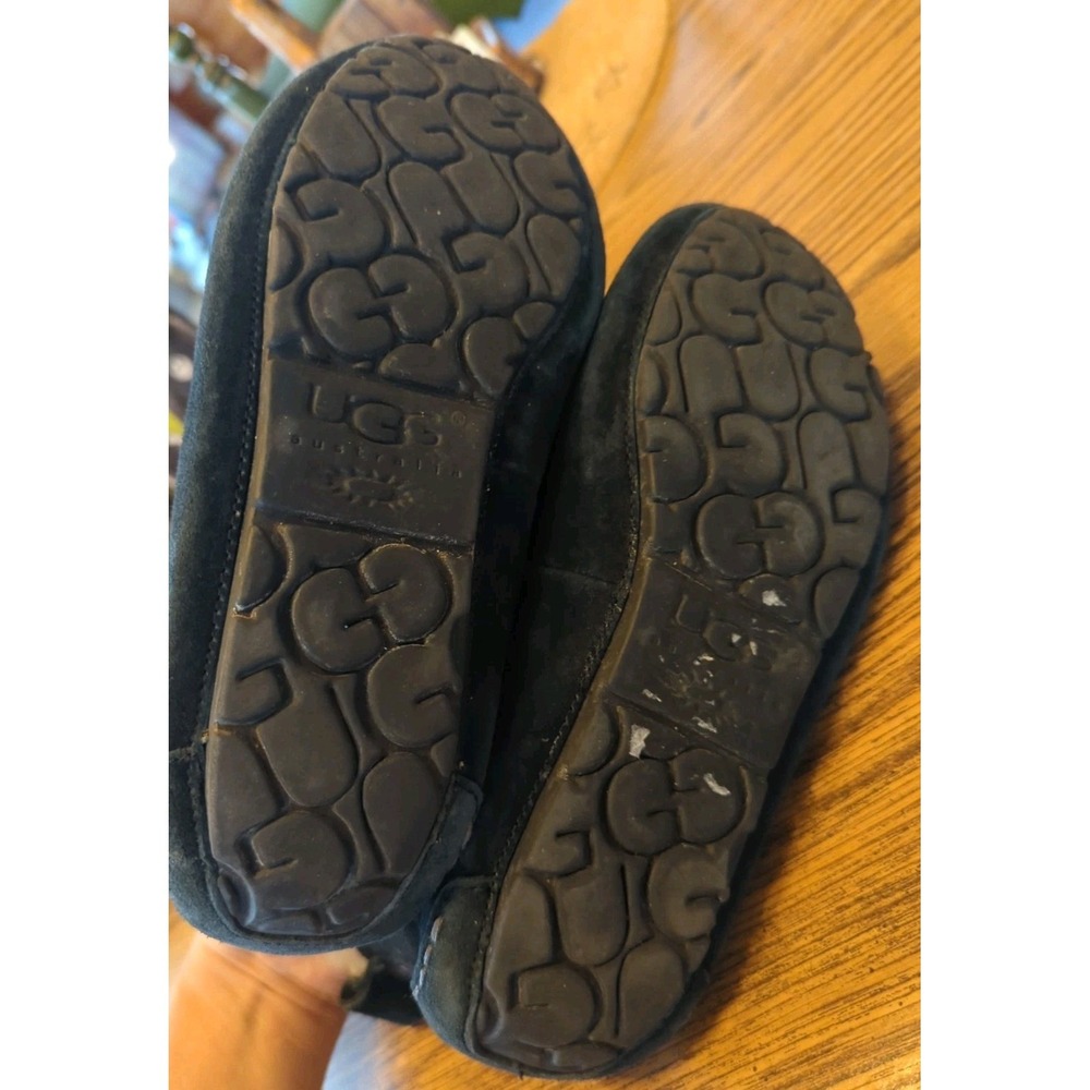 Ugg Womens Size 7 Black Chickree Boots - Picture 9 of 9